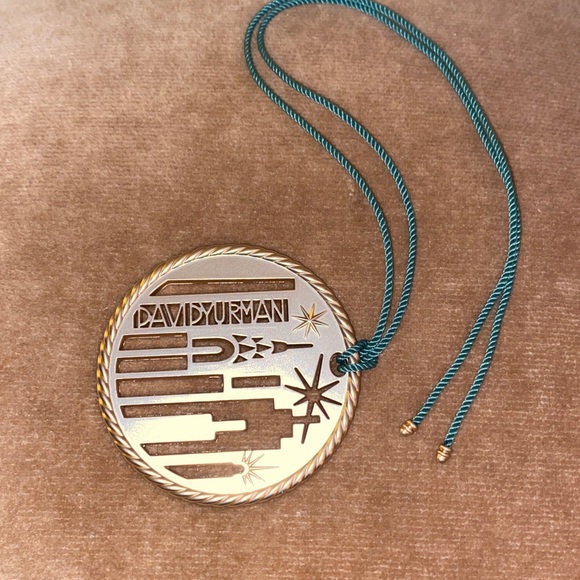 βSoldβFree with DY jewelry purchase! David Yurman Christmas 2024 Ornament β’ NWT - Picture 2 of 3